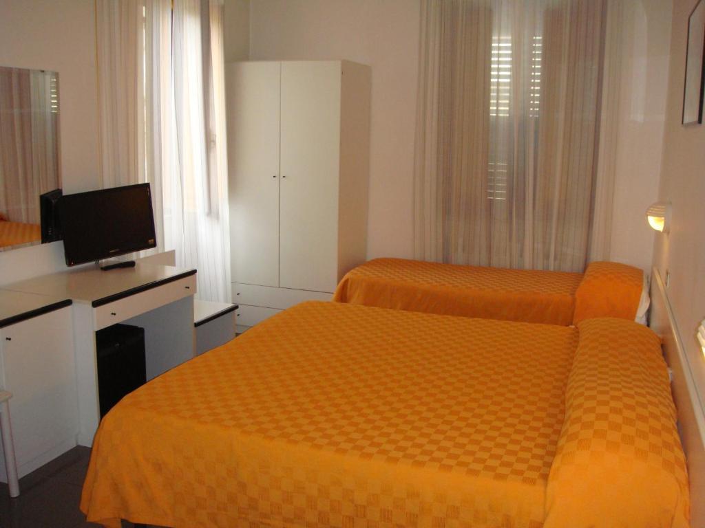 Hotel La Meridiana アンギアーリ 部屋 写真